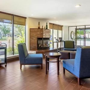 Holiday Inn Express Denver Central - North